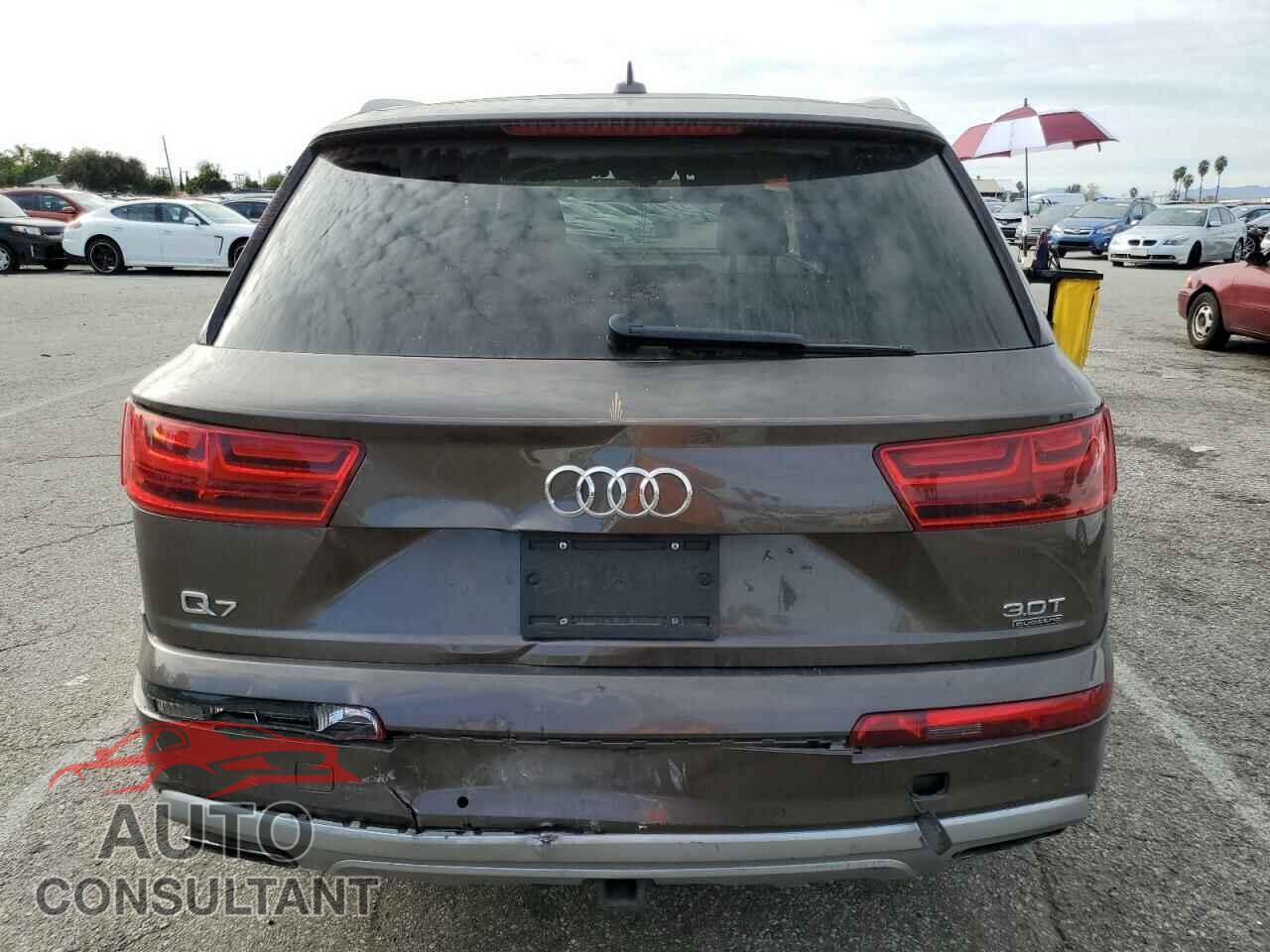 AUDI Q7 2017 - WA1LAAF76HD018165