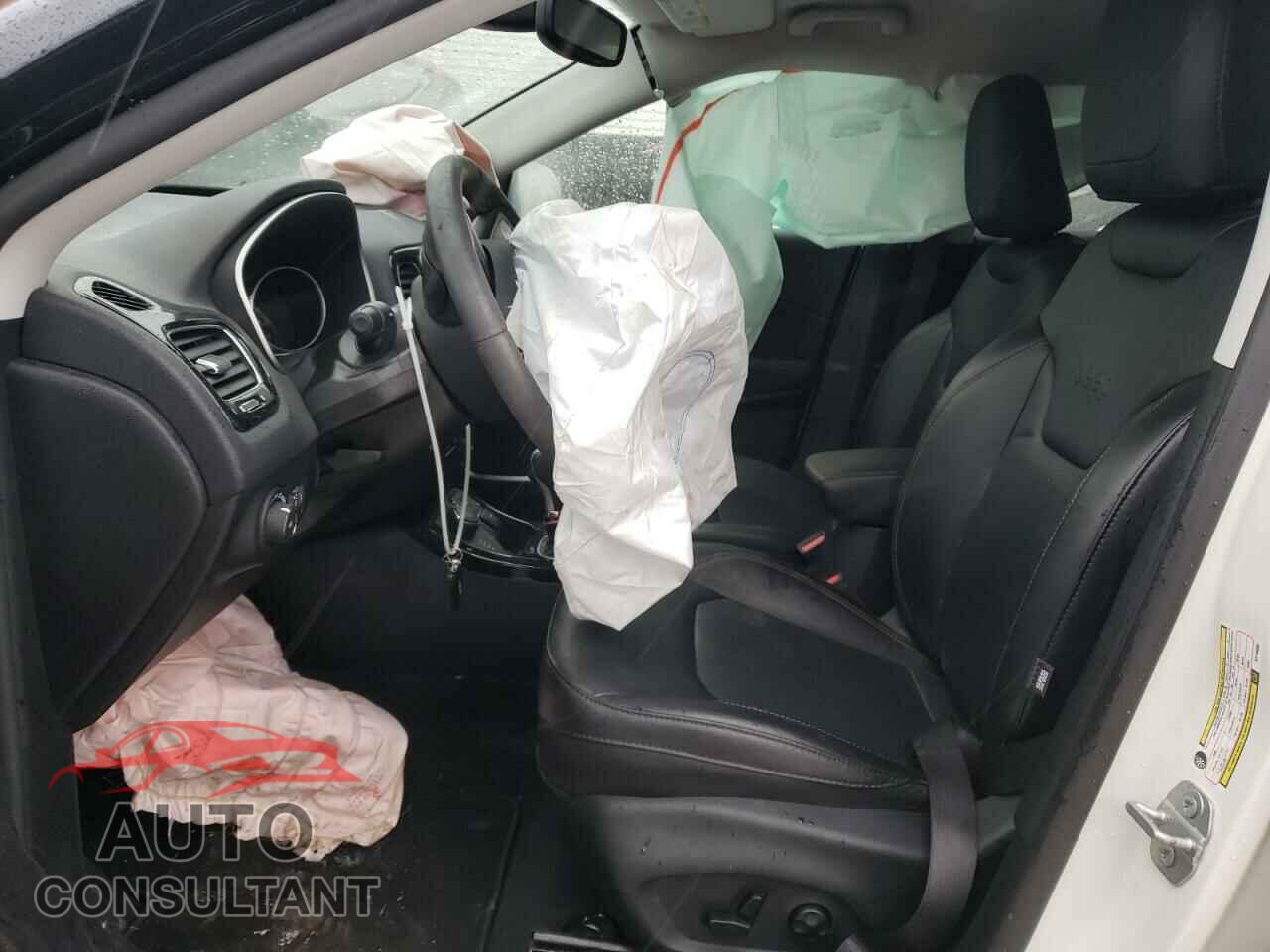 JEEP COMPASS 2019 - 3C4NJDCB5KT740950