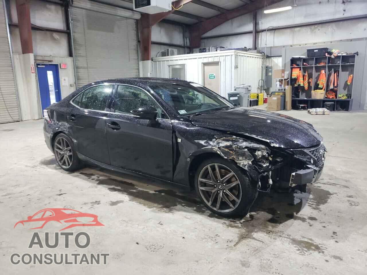 LEXUS IS 2014 - JTHCE1D23E5000194