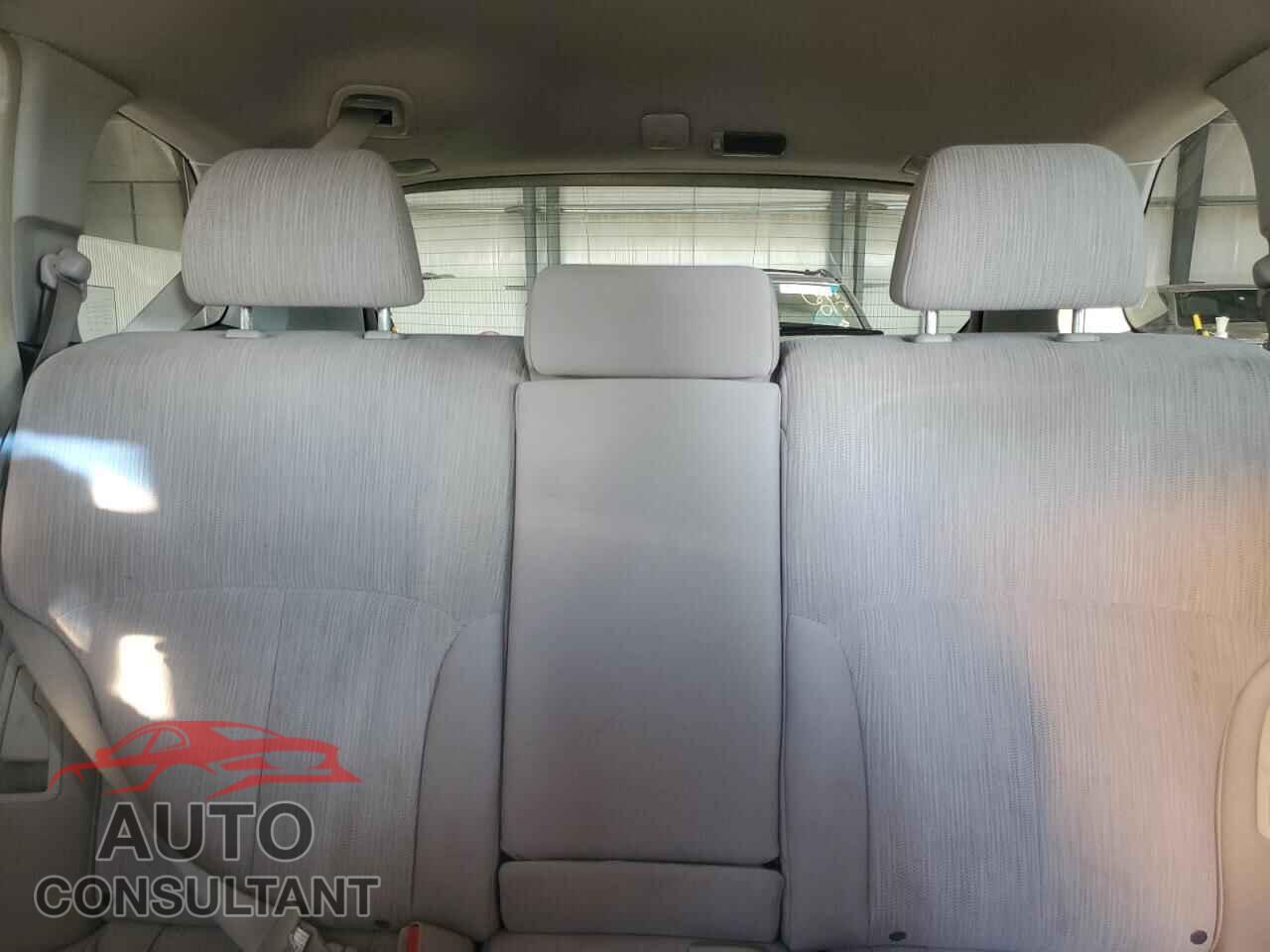 SUBARU OUTBACK 2013 - 4S4BRCCC1D3277455