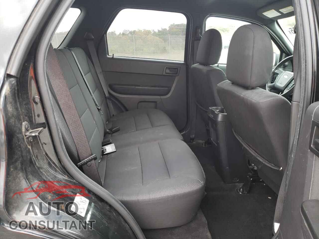 FORD ESCAPE 2012 - 1FMCU9DG2CKB15734
