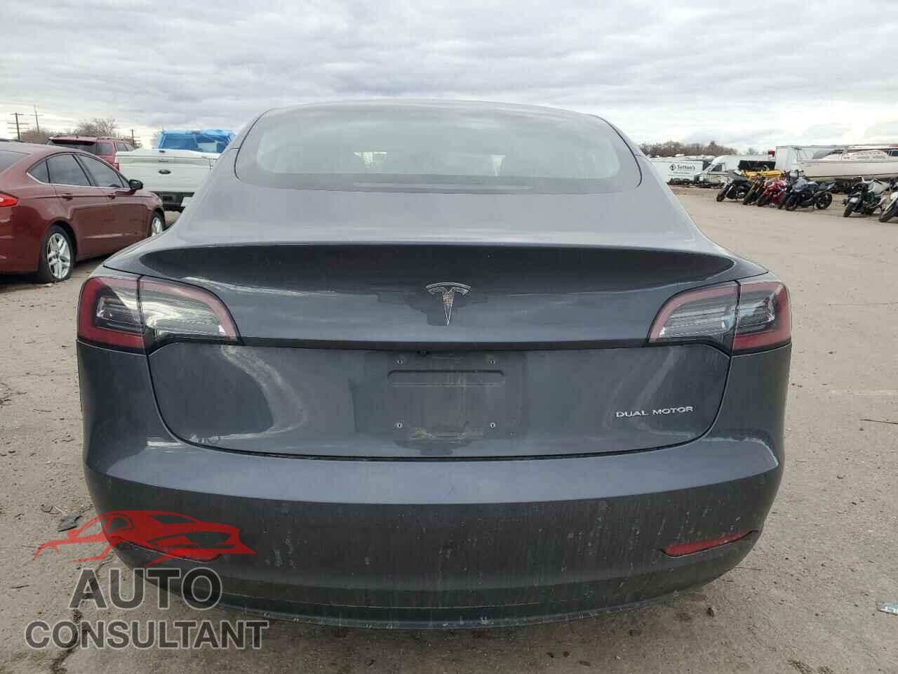 TESLA MODEL 3 2018 - 5YJ3E1EB3JF086888