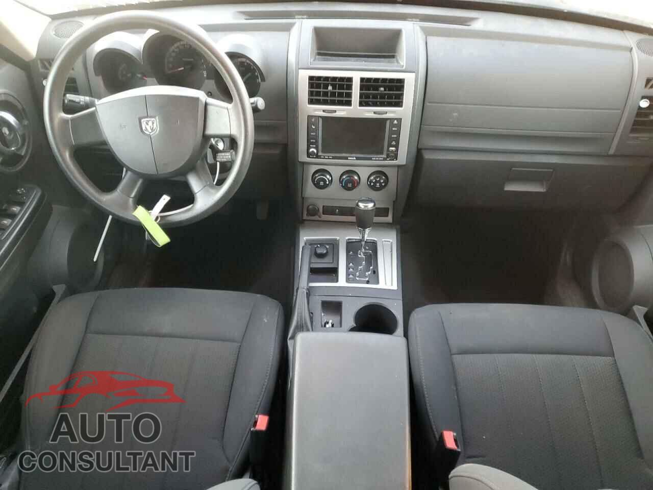 DODGE NITRO 2011 - 1D4PU4GX1BW590452