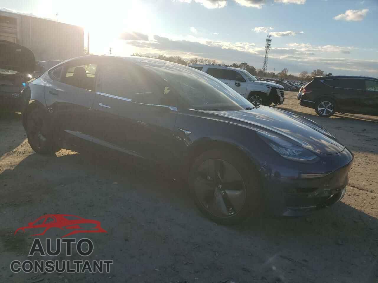 TESLA MODEL 3 2019 - 5YJ3E1EA1KF400806