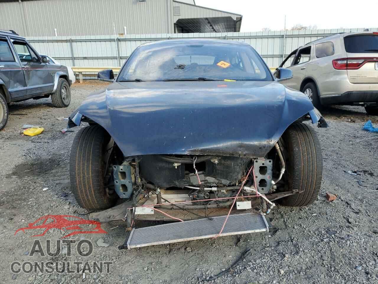 TESLA MODEL S 2013 - 5YJSA1CN8DFP22472