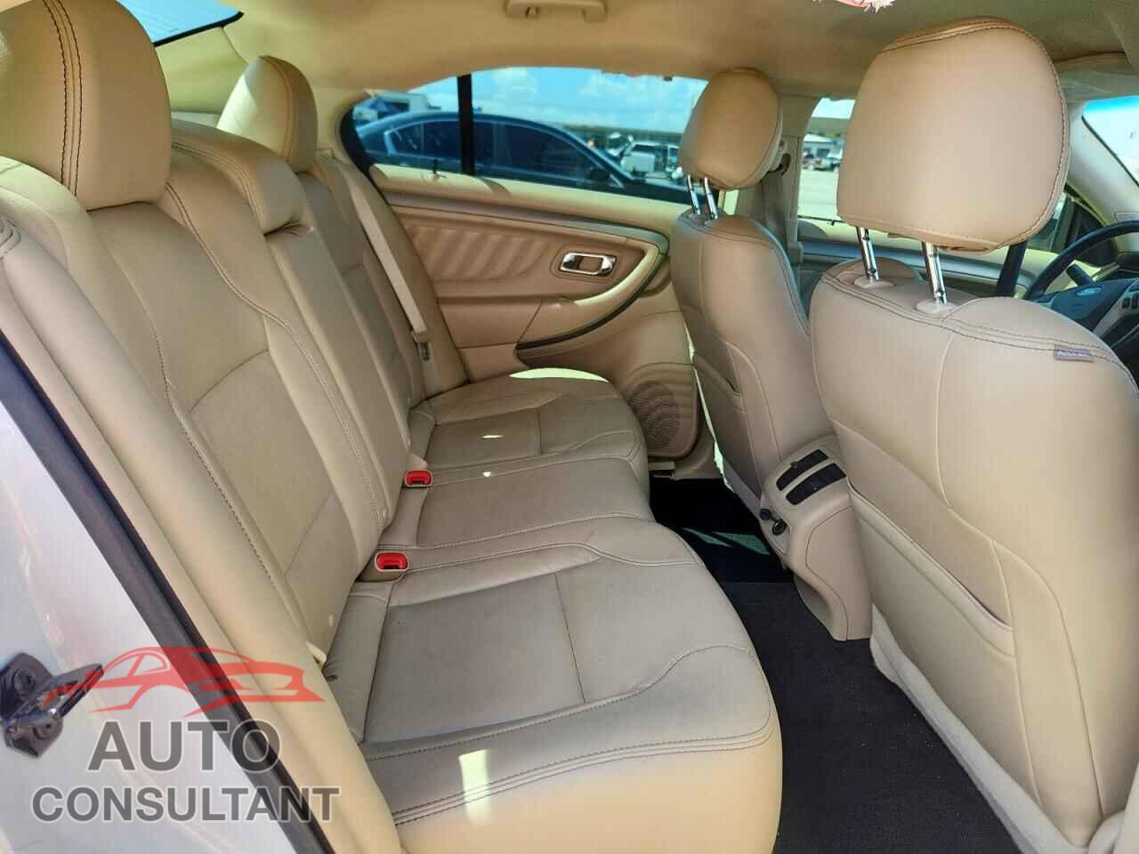FORD TAURUS 2014 - 1FAHP2E81EG109113