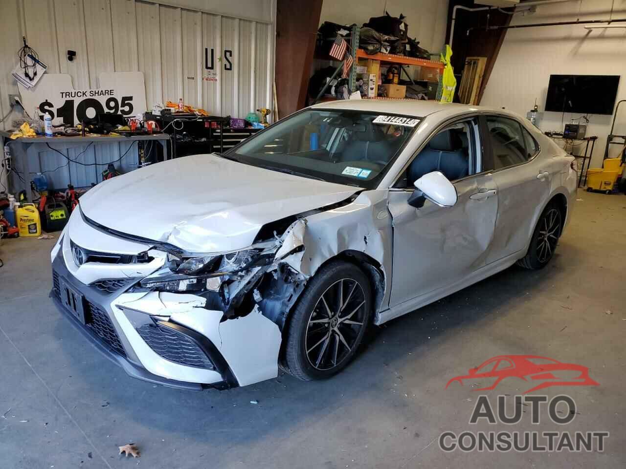 TOYOTA CAMRY 2024 - 4T1G11AK9RU225889