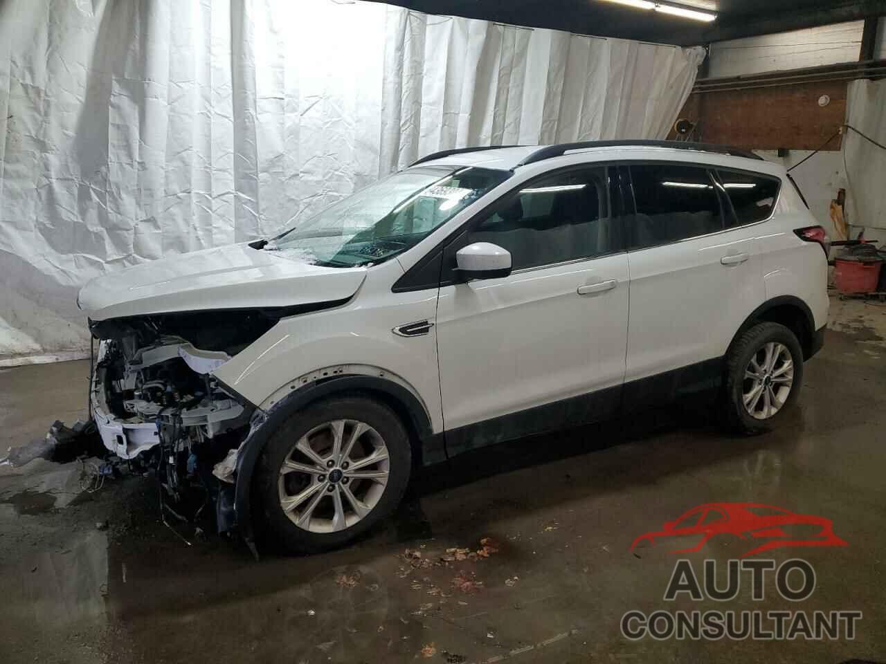 FORD ESCAPE 2018 - 1FMCU9GD4JUB58104