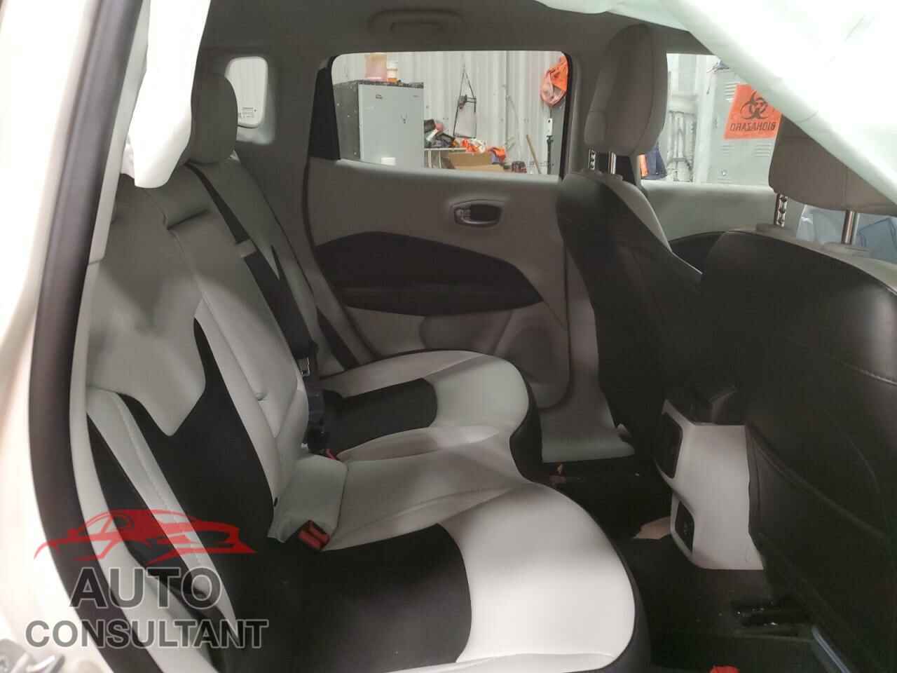 JEEP COMPASS 2020 - 3C4NJDBB7LT163843