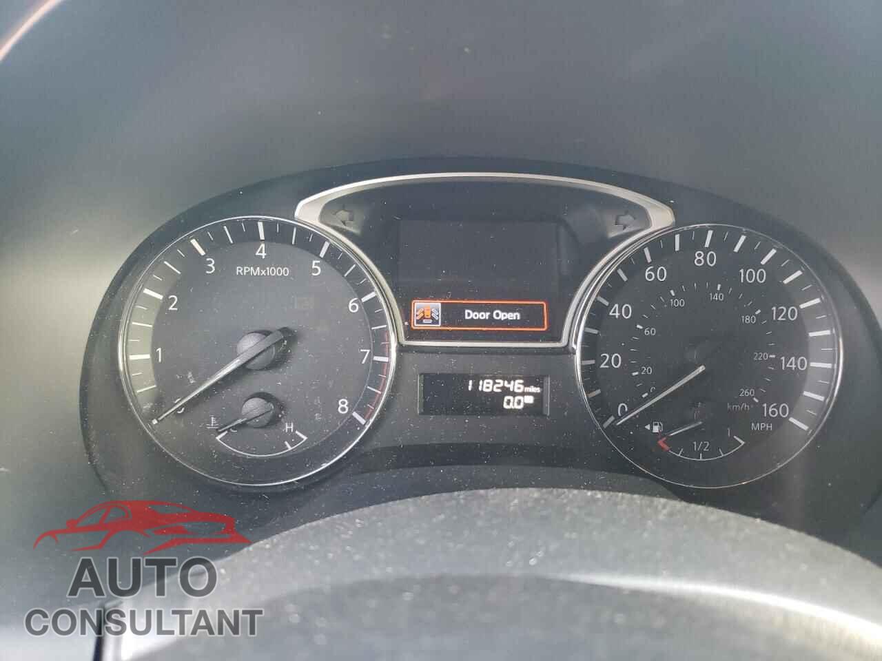 NISSAN PATHFINDER 2013 - 5N1AR2MN7DC638256