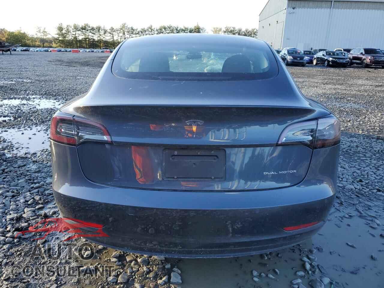TESLA MODEL 3 2022 - 5YJ3E1EB9NF327892