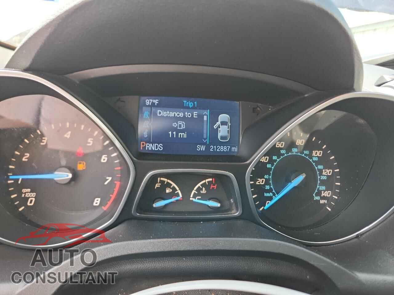 FORD ESCAPE 2013 - 1FMCU0F70DUC52573