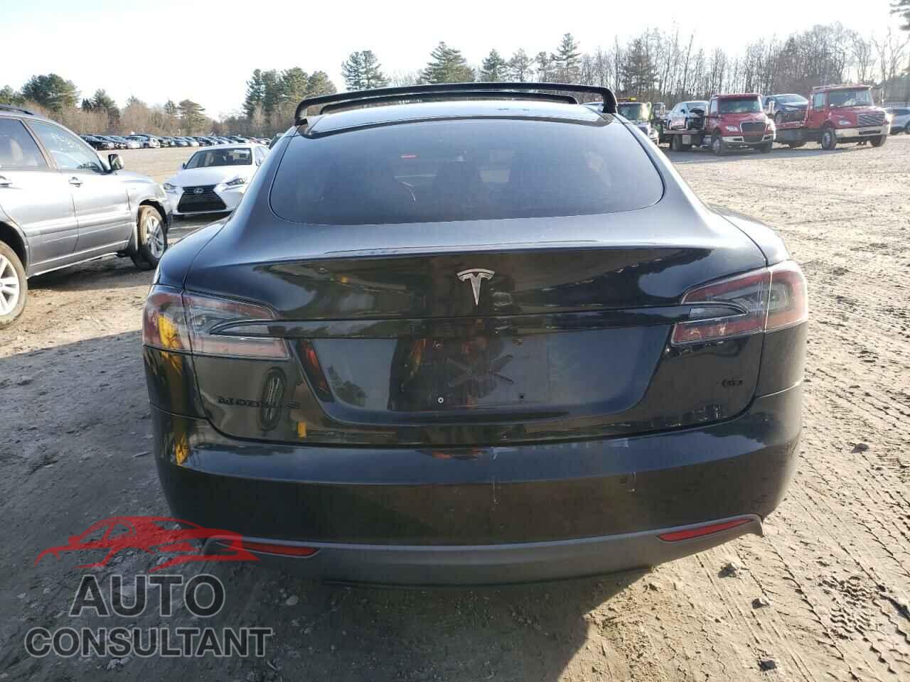 TESLA MODEL S 2015 - 5YJSA1S22FF087906