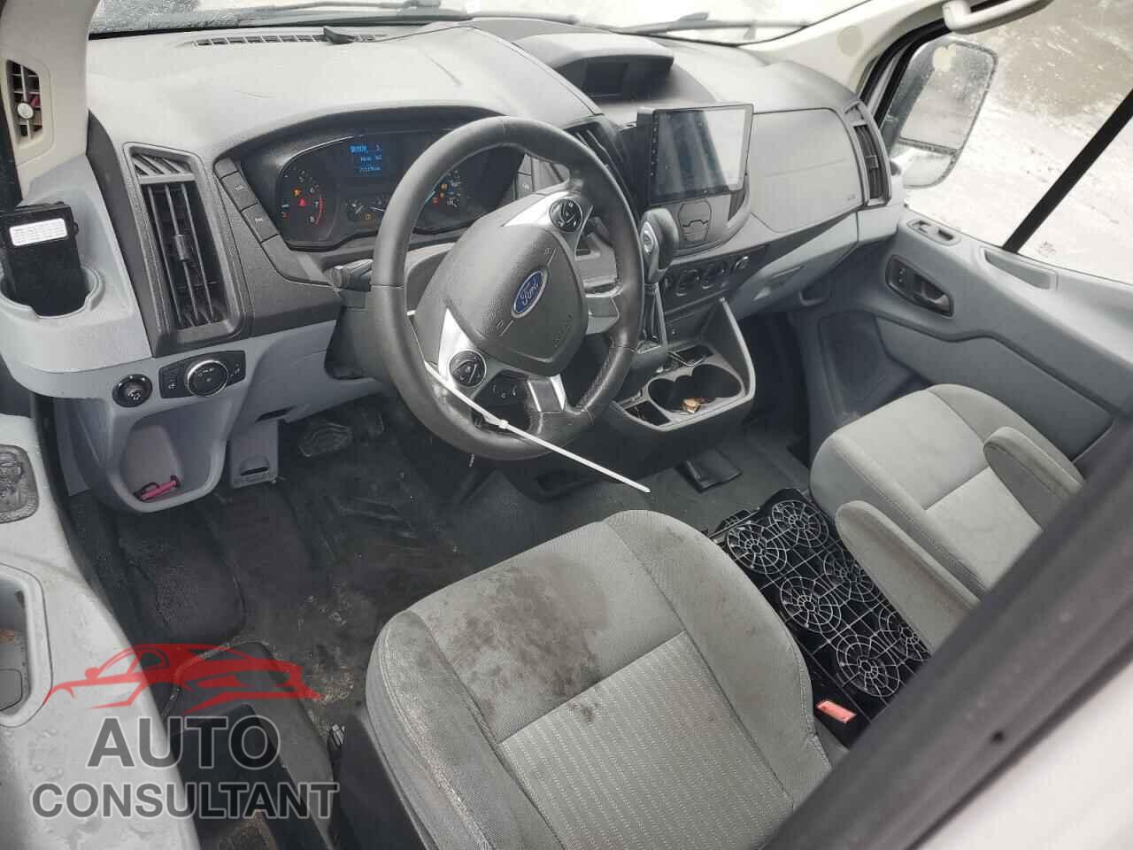 FORD TRANSIT 2015 - 1FTNR2CG2FKB30777