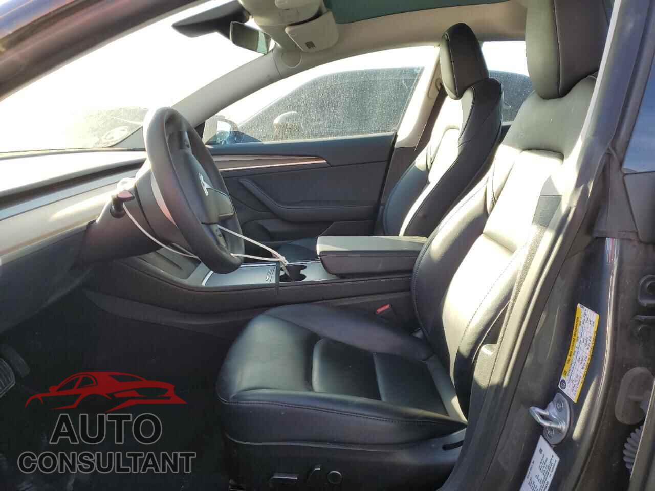 TESLA MODEL 3 2023 - 5YJ3E1EA0PF652893