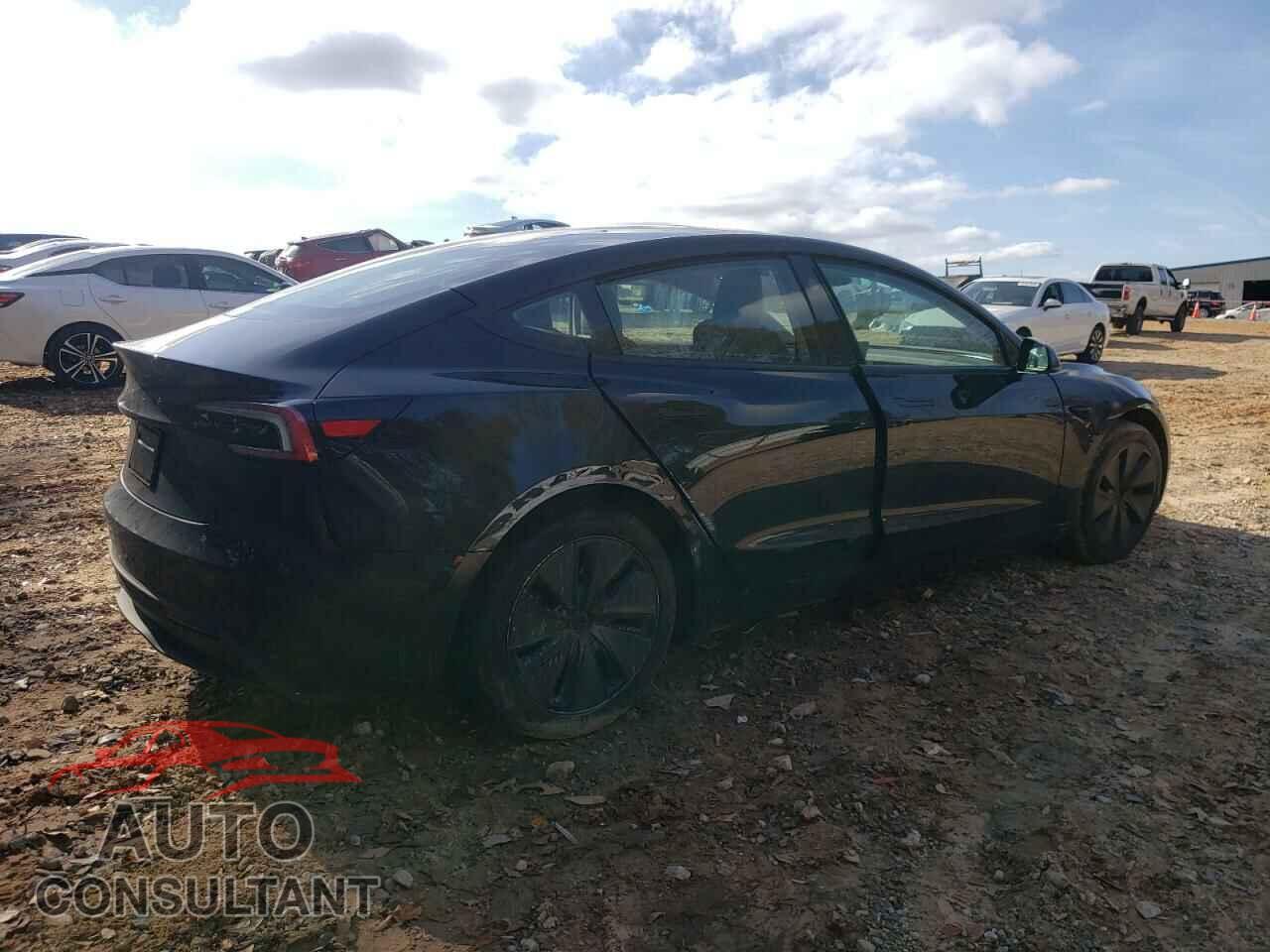 TESLA MODEL 3 2024 - 5YJ3E1EA6RF733531