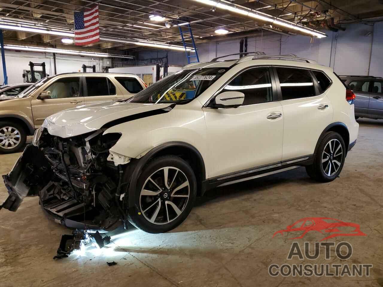 NISSAN ROGUE 2017 - 5N1AT2MV1HC839898
