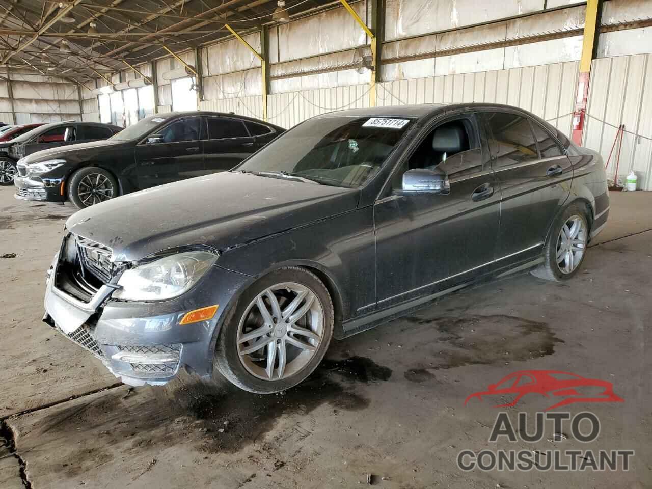 MERCEDES-BENZ C-CLASS 2013 - WDDGF4HB2DR253452