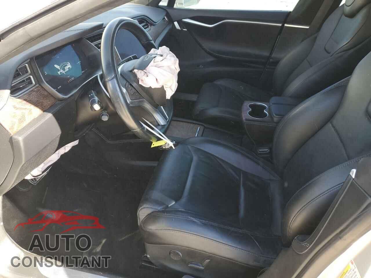 TESLA MODEL S 2017 - 5YJSA1E17HF210539