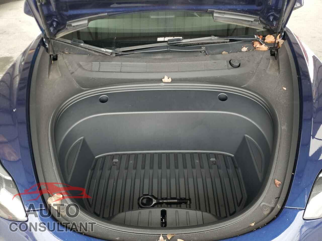 TESLA MODEL 3 2022 - 5YJ3E1EA9NF331772