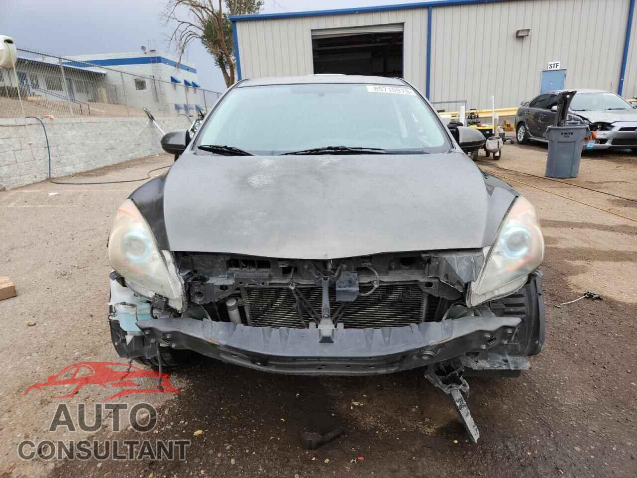 MAZDA 3 2012 - JM1BL1V88C1550064