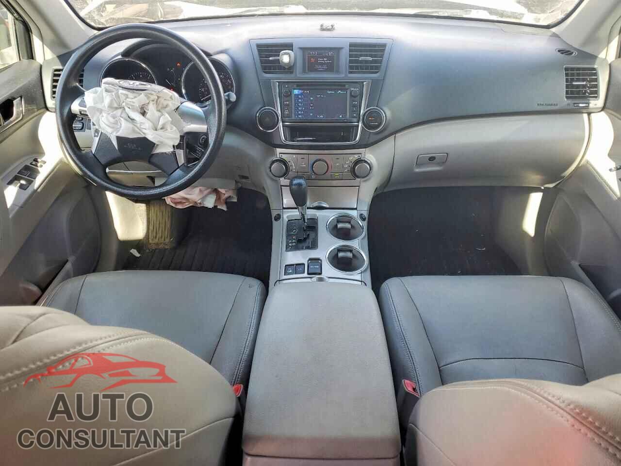 TOYOTA HIGHLANDER 2013 - 5TDBK3EH3DS239709
