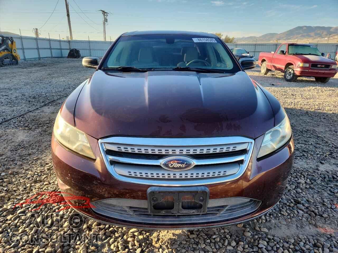 FORD TAURUS 2010 - 1FAHP2DW8AG125237