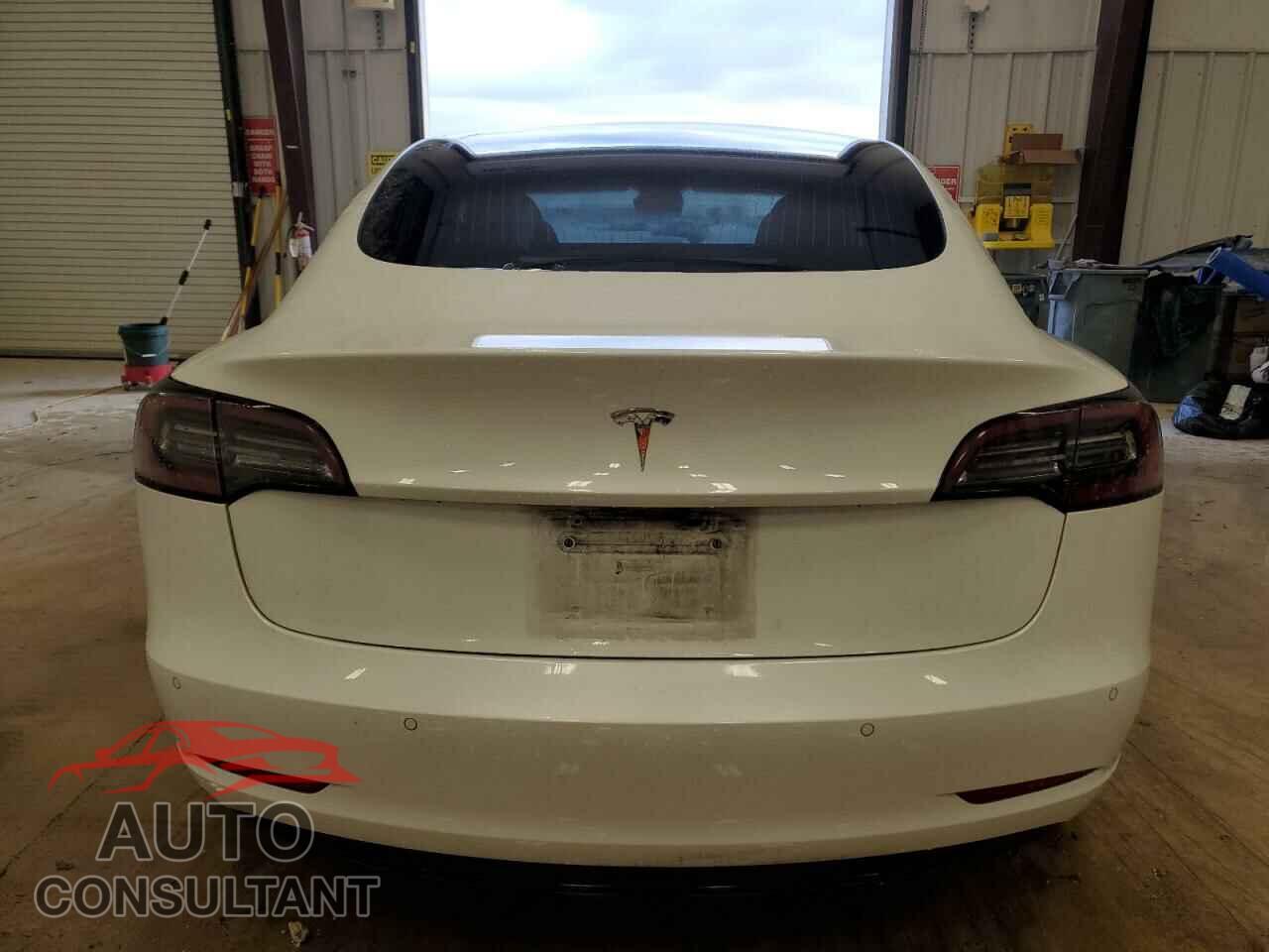 TESLA MODEL 3 2019 - 5YJ3E1EA8KF416002