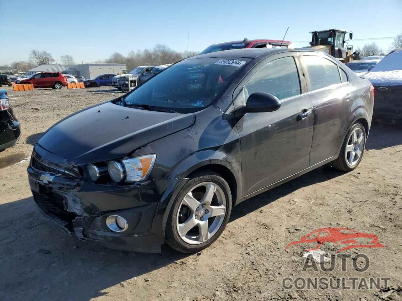 CHEVROLET SONIC 2015 - 1G1JE5SB7F4201017