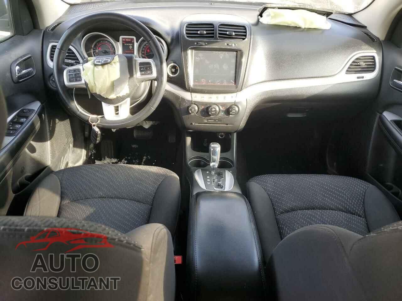 DODGE JOURNEY 2017 - 3C4PDCCGXHT584953