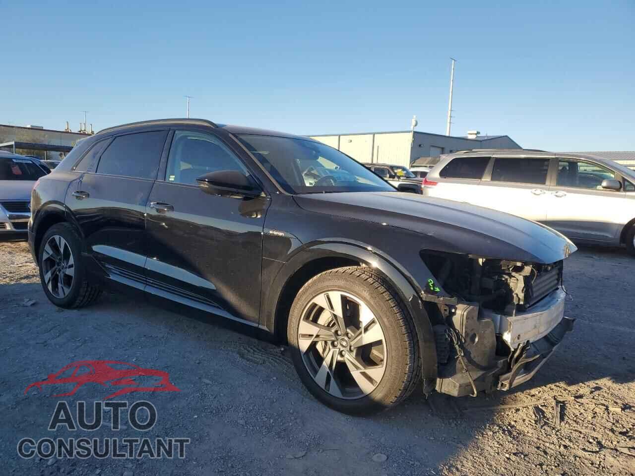 AUDI E-TRON 2021 - WA1AAAGE7MB022767