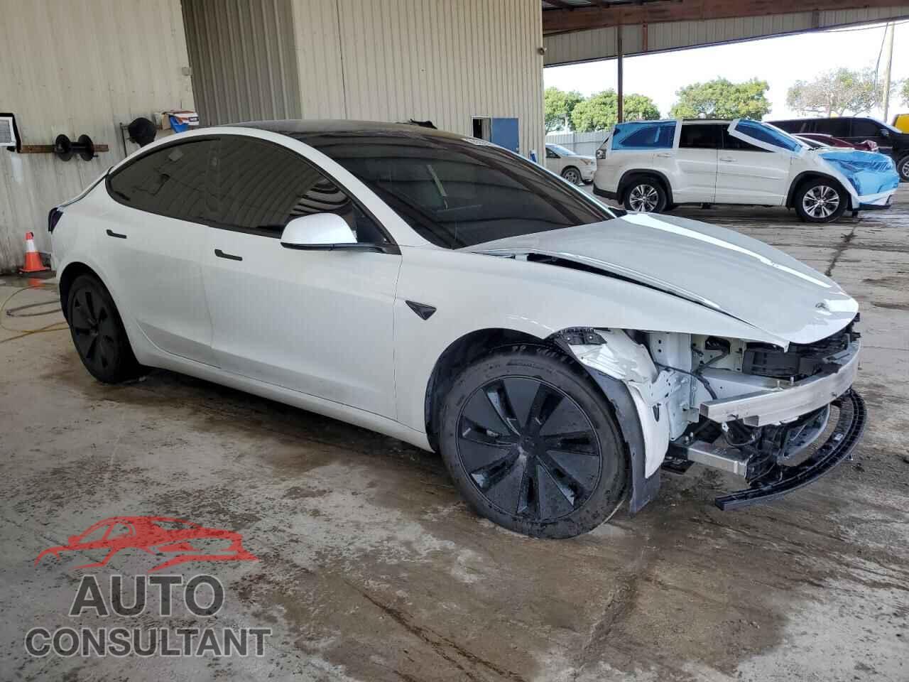 TESLA MODEL 3 2025 - 5YJ3E1EA1SF986357
