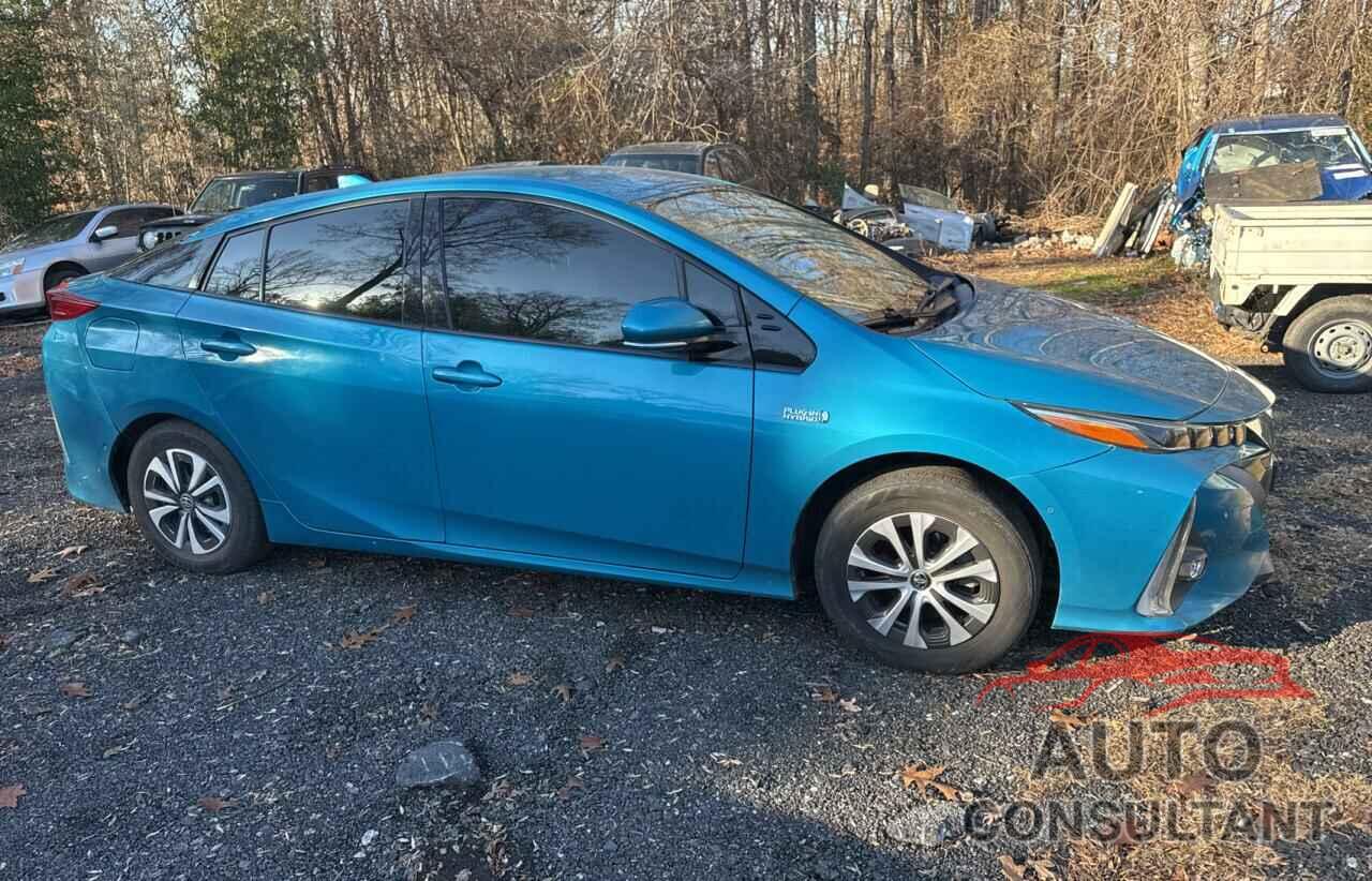 TOYOTA PRIUS 2018 - JTDKARFP1J3074607