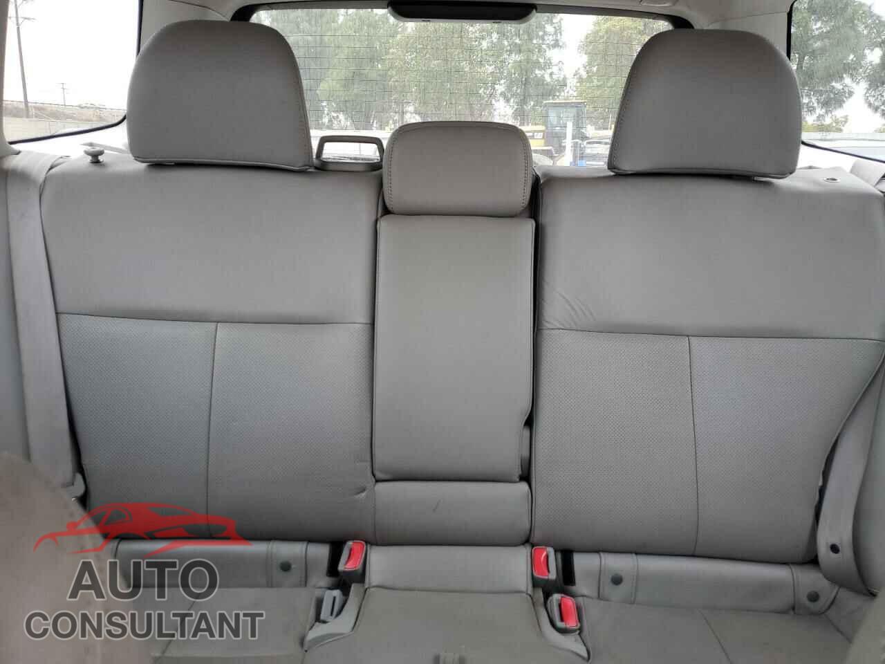 SUBARU FORESTER 2011 - JF2SHAEC9BH710014