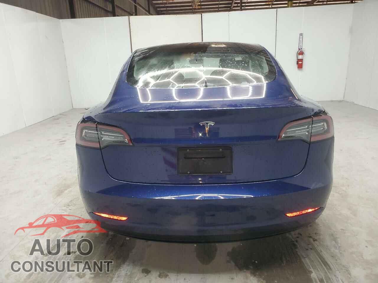 TESLA MODEL 3 2022 - 5YJ3E1EA4NF372312