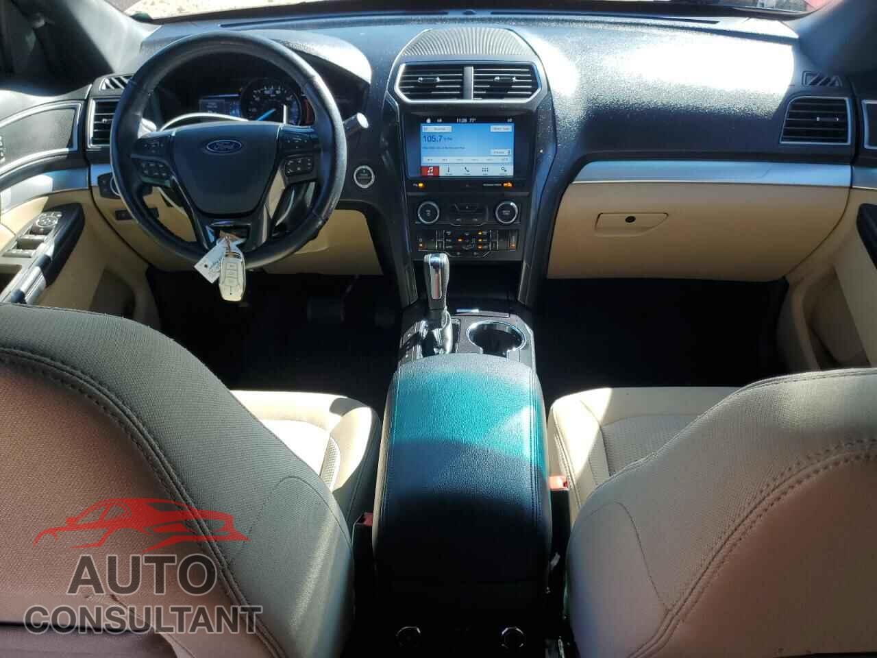 FORD EXPLORER 2017 - 1FM5K7D89HGA25812