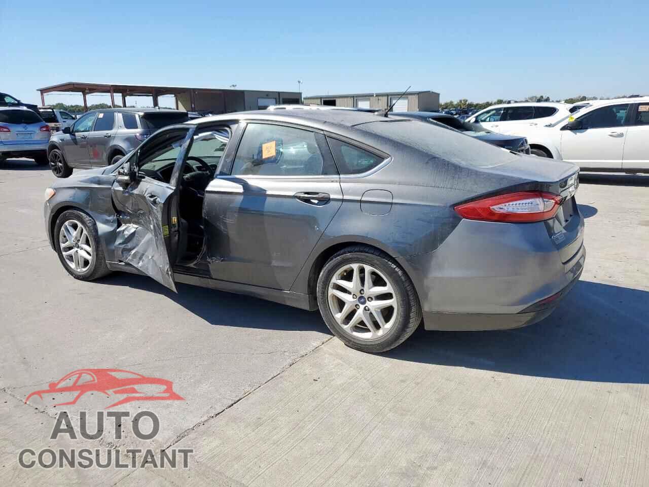 FORD FUSION 2015 - 1FA6P0H77F5106549