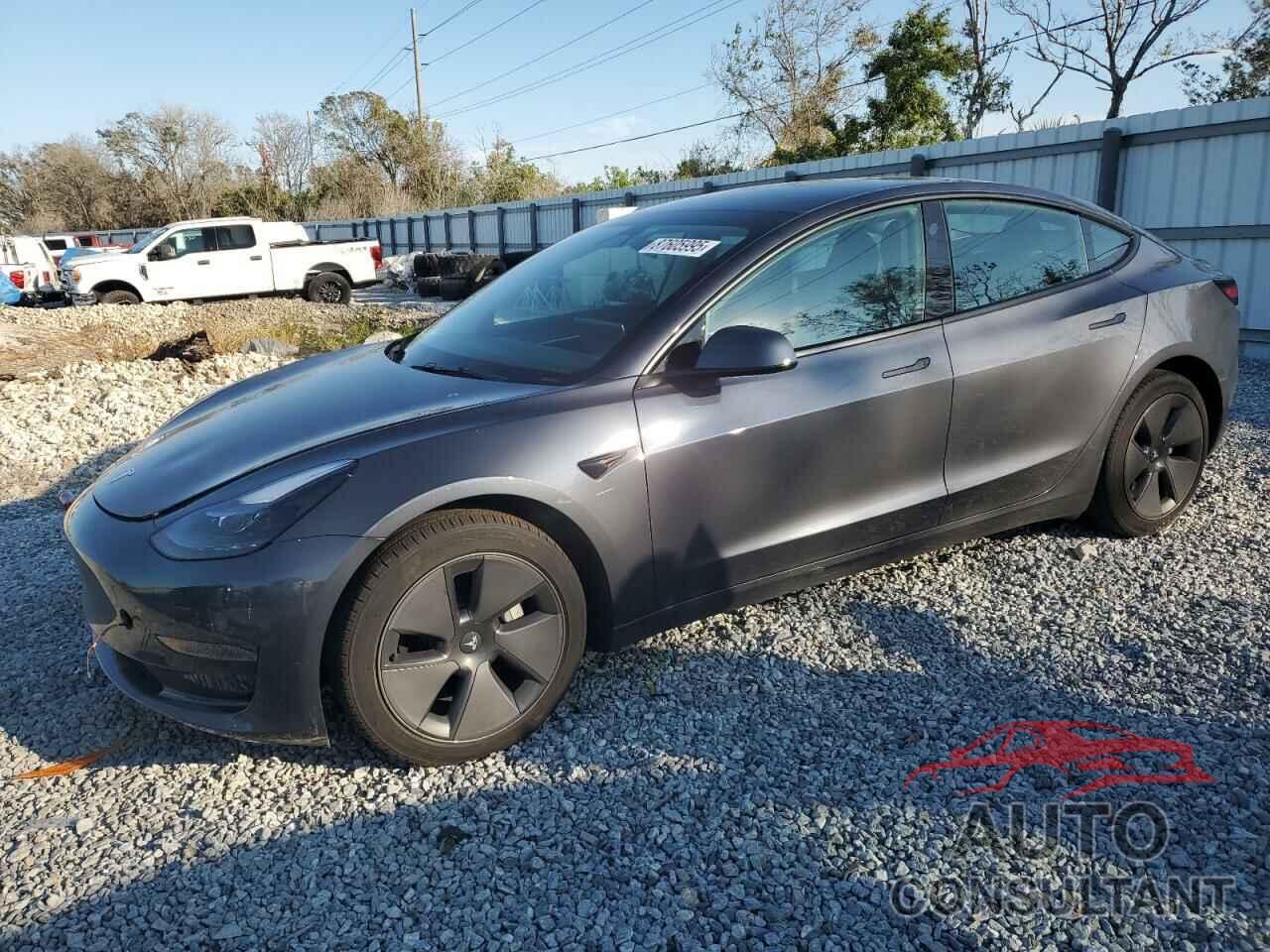 TESLA MODEL 3 2023 - 5YJ3E1EA3PF553047