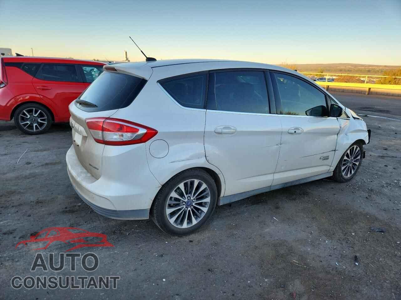 FORD CMAX 2017 - 1FADP5FU4HL112580