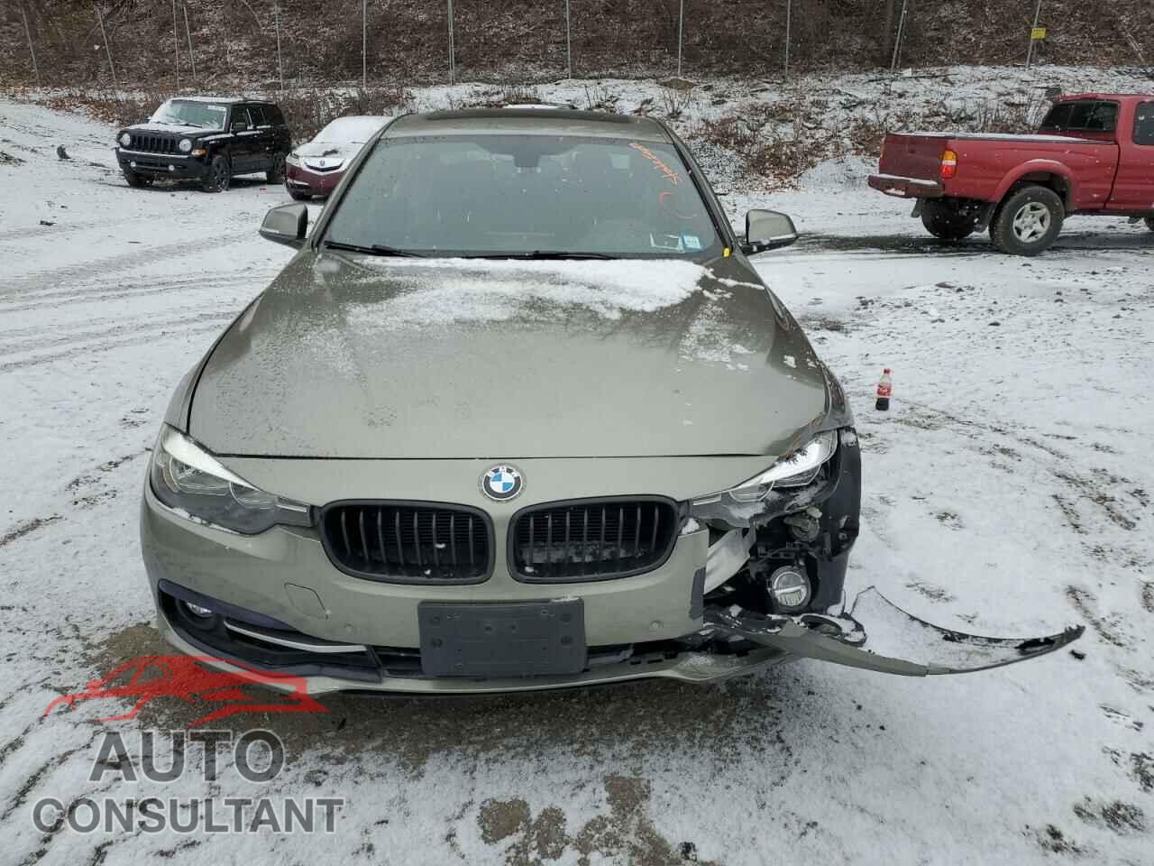 BMW 3 SERIES 2016 - WBA8E3G57GNU02518