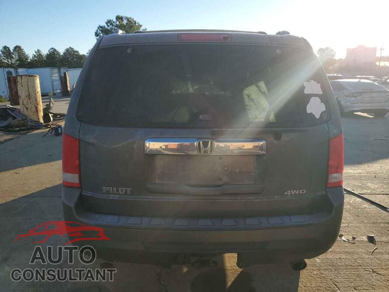 HONDA PILOT 2013 - 5FNYF4H53DB026818