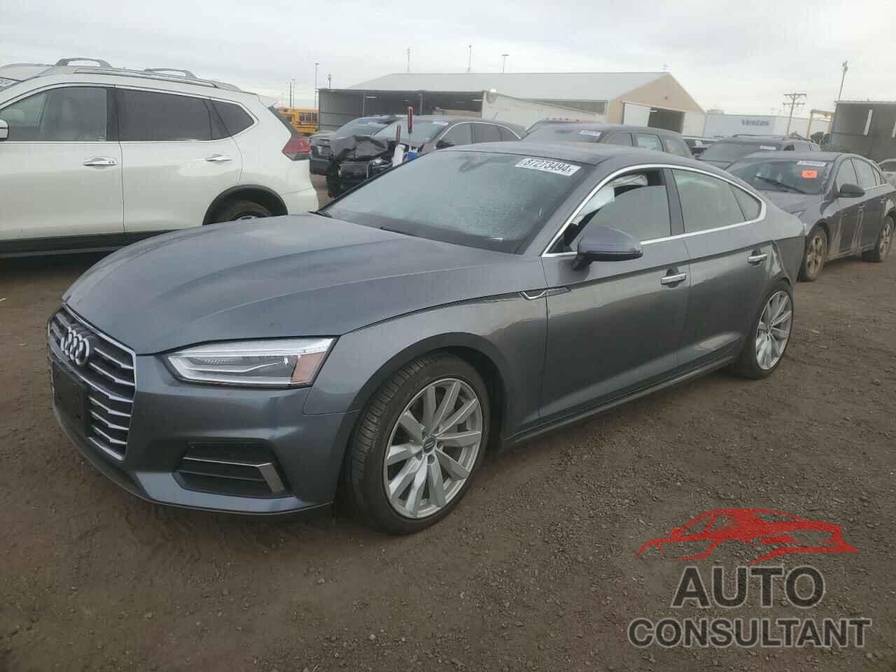 AUDI A5 2018 - WAUANCF55JA136613