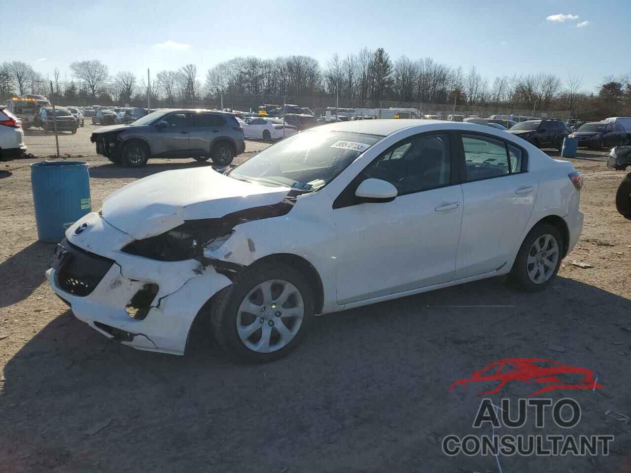 MAZDA 3 2013 - JM1BL1U77D1751996