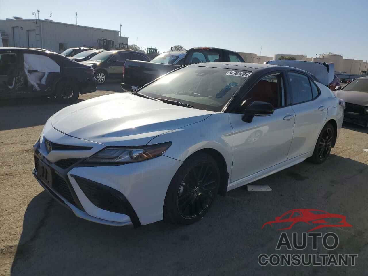 TOYOTA CAMRY 2023 - 4T1K61AK8PU095967