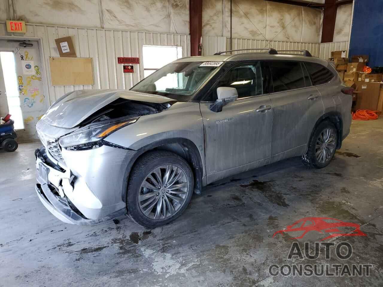 TOYOTA HIGHLANDER 2020 - 5TDEBRCH9LS004913