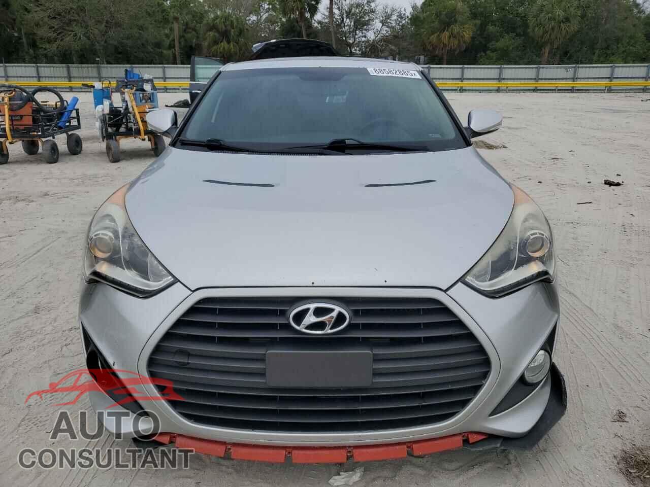 HYUNDAI VELOSTER 2013 - KMHTC6AE2DU099903