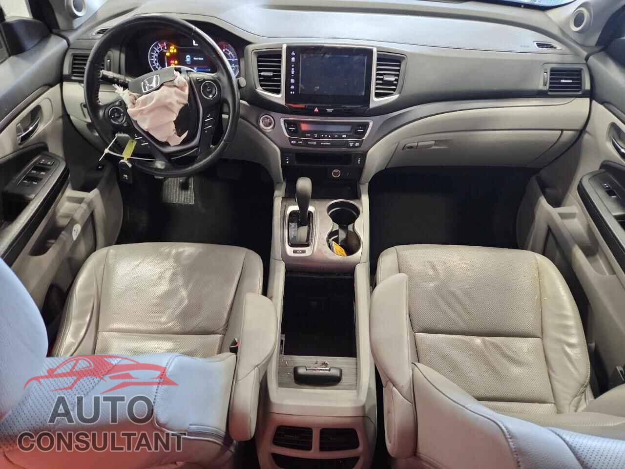 HONDA RIDGELINE 2017 - 5FPYK3F64HB024056