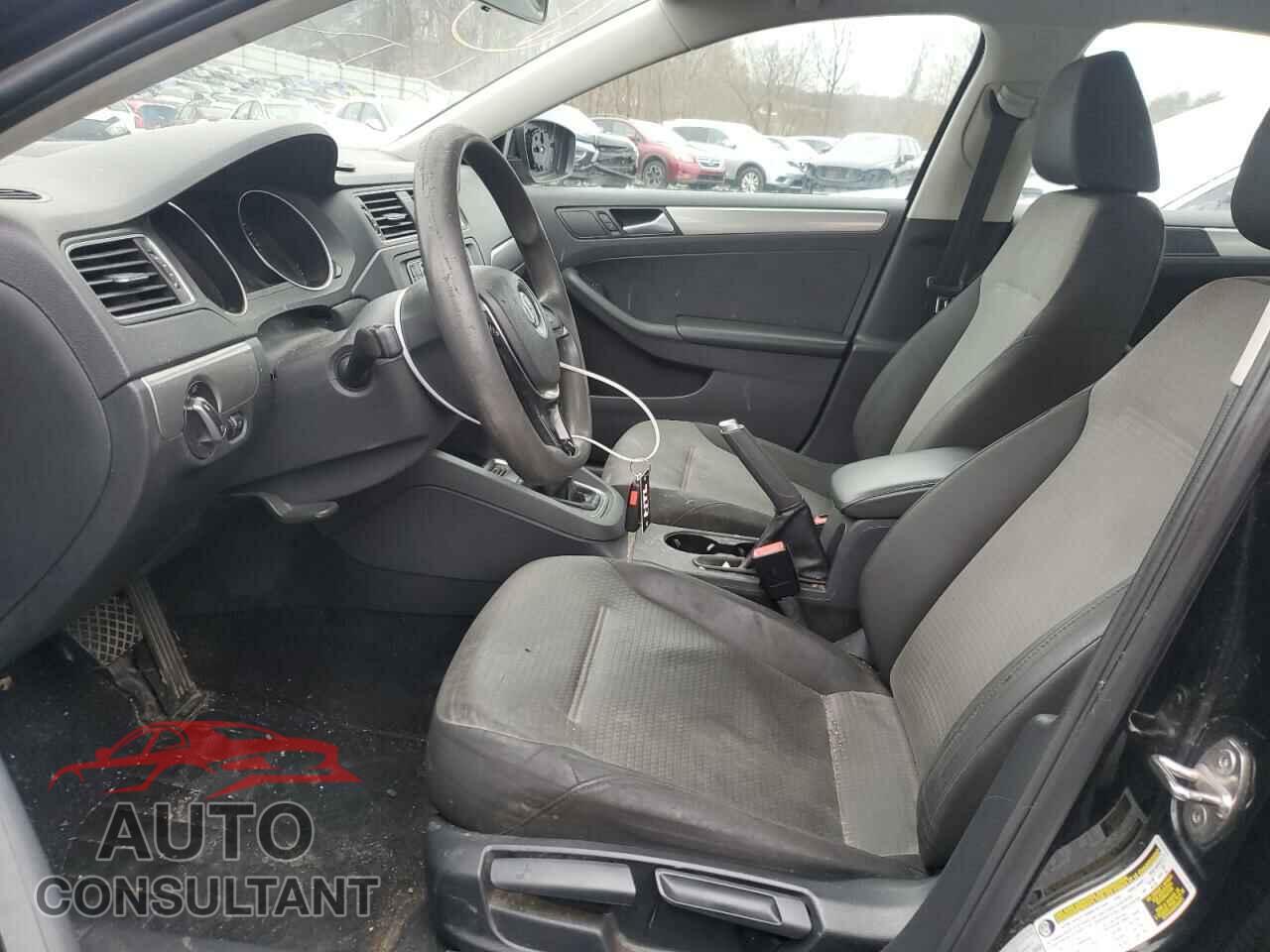 VOLKSWAGEN JETTA 2017 - 3VW2B7AJXHM343536