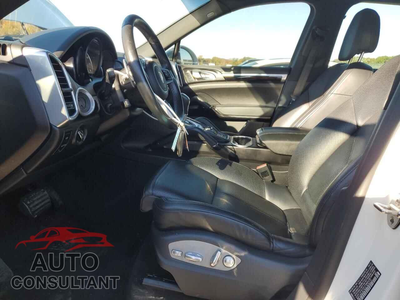 PORSCHE CAYENNE 2016 - WP1AA2A24GLA05271