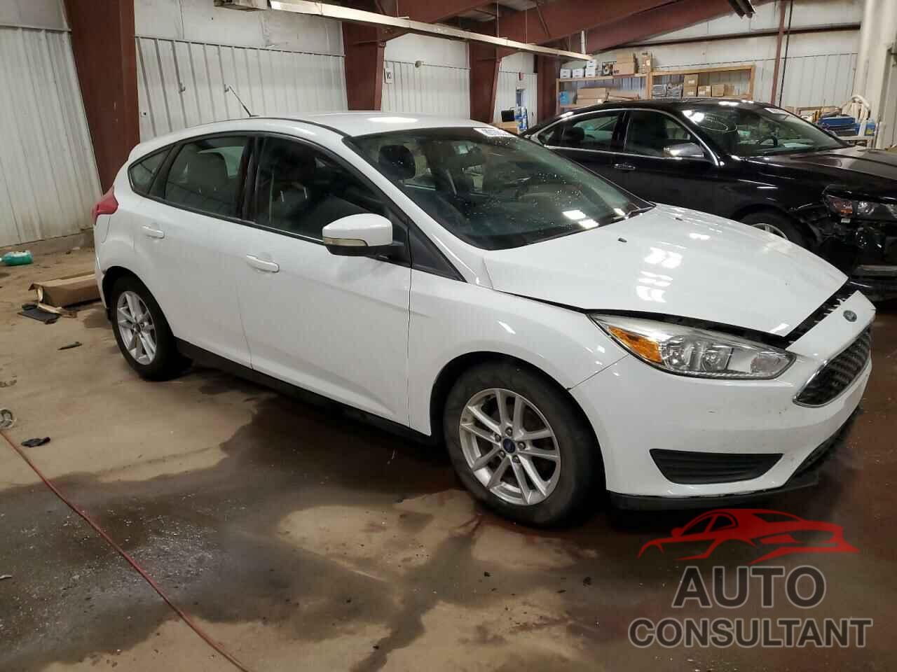 FORD FOCUS 2017 - 1FADP3K23HL215367